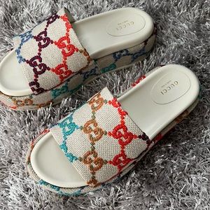 Gucci GG multi-color Monogram sandal size 39